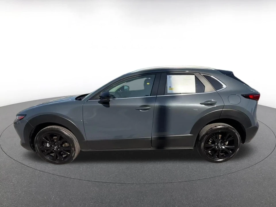 2025 Mazda CX-30 - Image 8 of 31