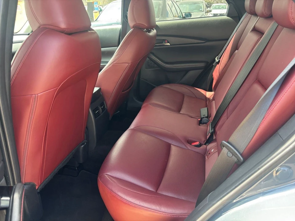2025 Mazda CX-30 - Image 21 of 31