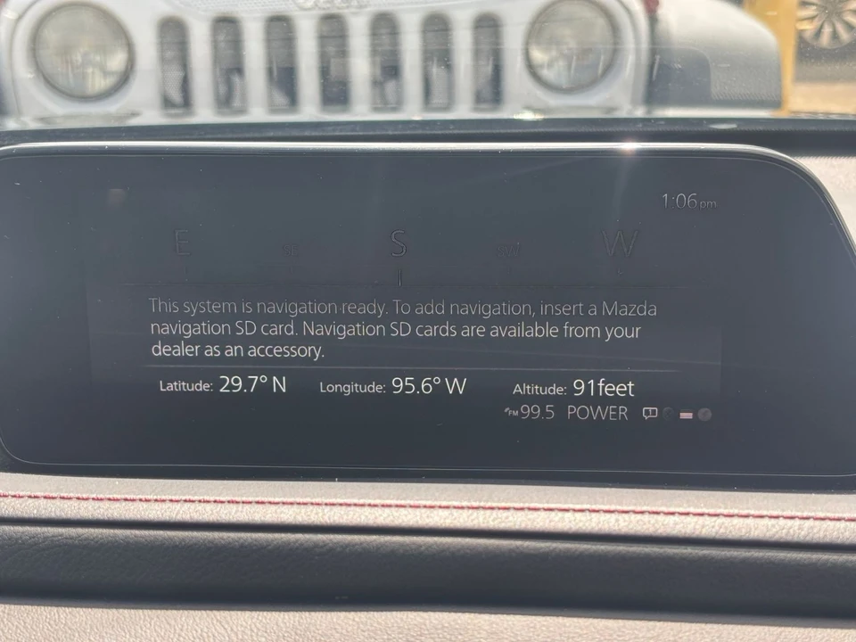 2025 Mazda CX-30 - Image 16 of 31