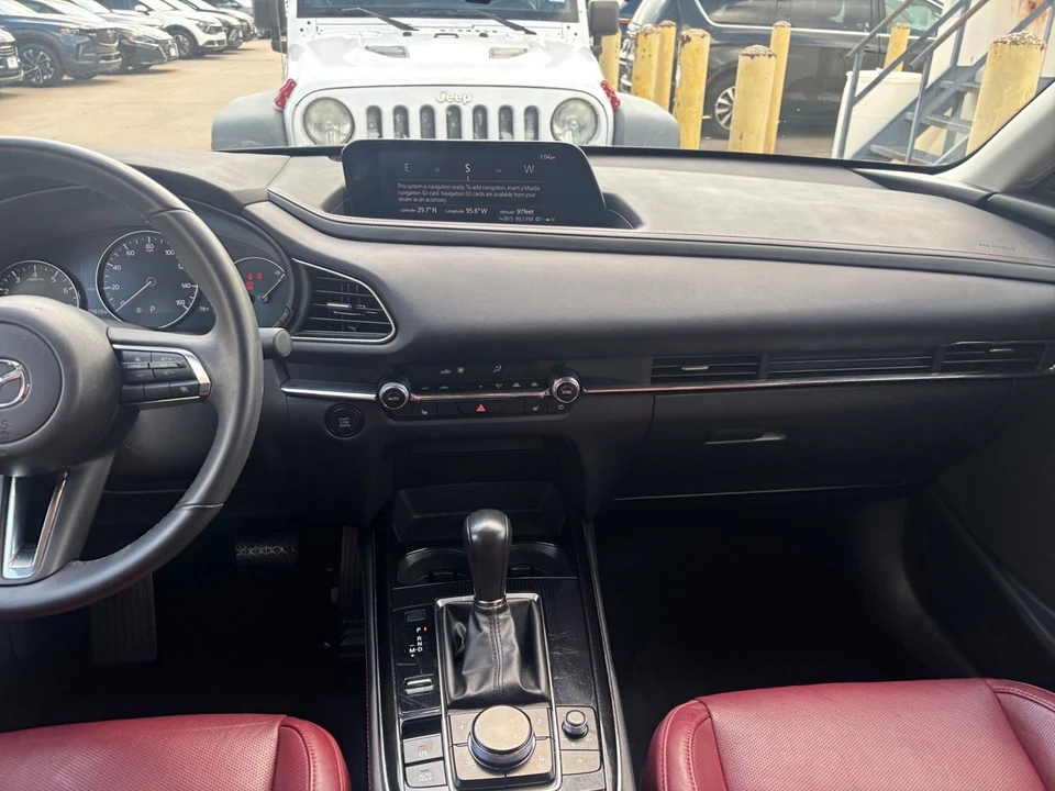 2025 Mazda CX-30 - Image 14 of 31