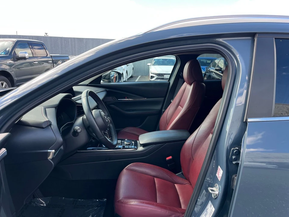 2025 Mazda CX-30 - Image 23 of 31