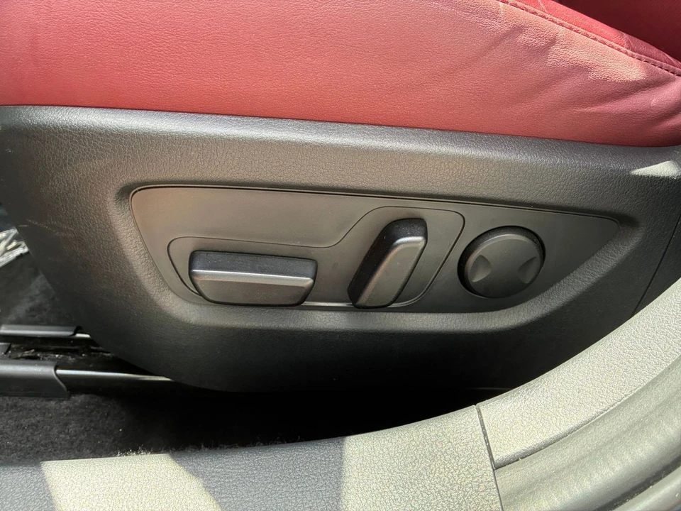 2025 Mazda CX-30 - Image 19 of 31