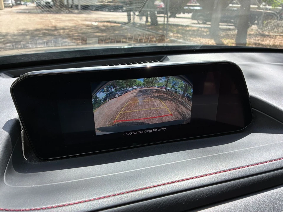 2025 Mazda CX-30 - Image 21 of 31