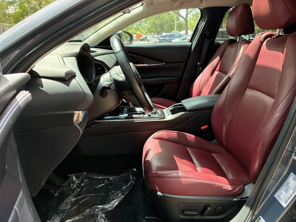 2025 Mazda CX-30 - Image 23 of 31