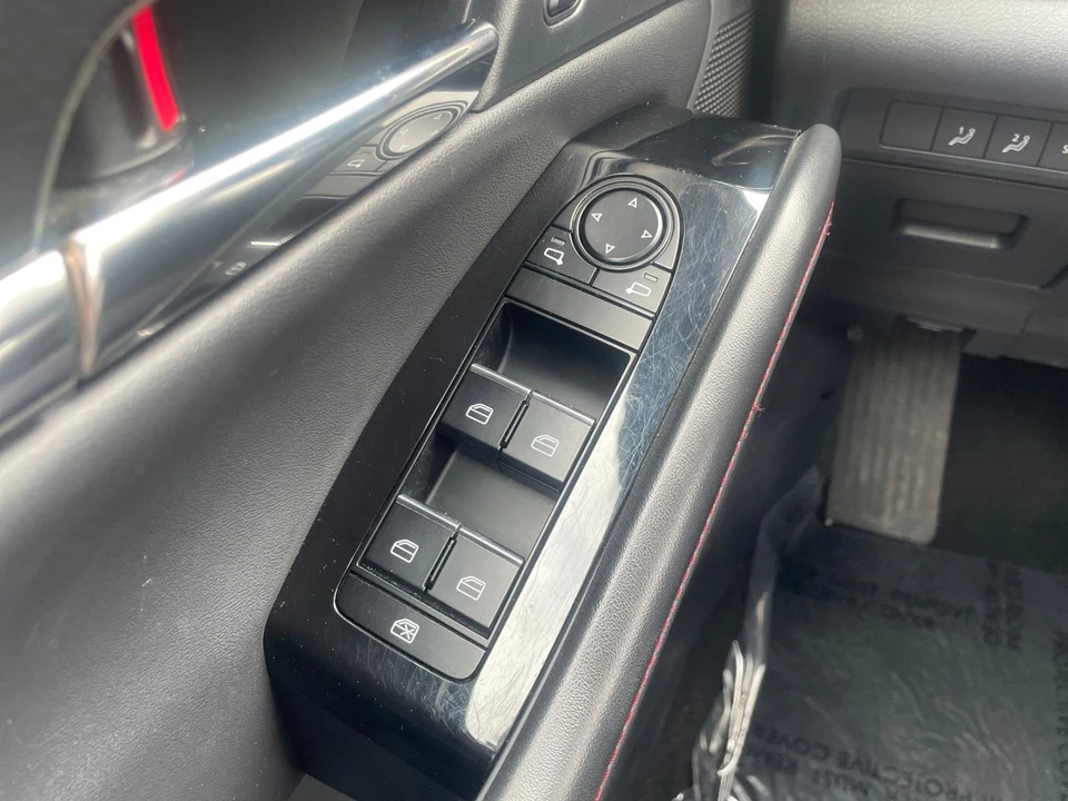 2025 Mazda CX-30 - Image 15 of 31