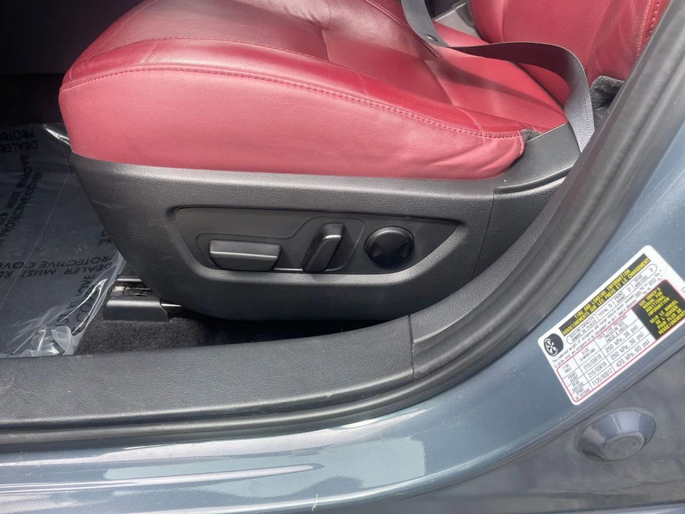 2025 Mazda CX-30 - Image 18 of 31