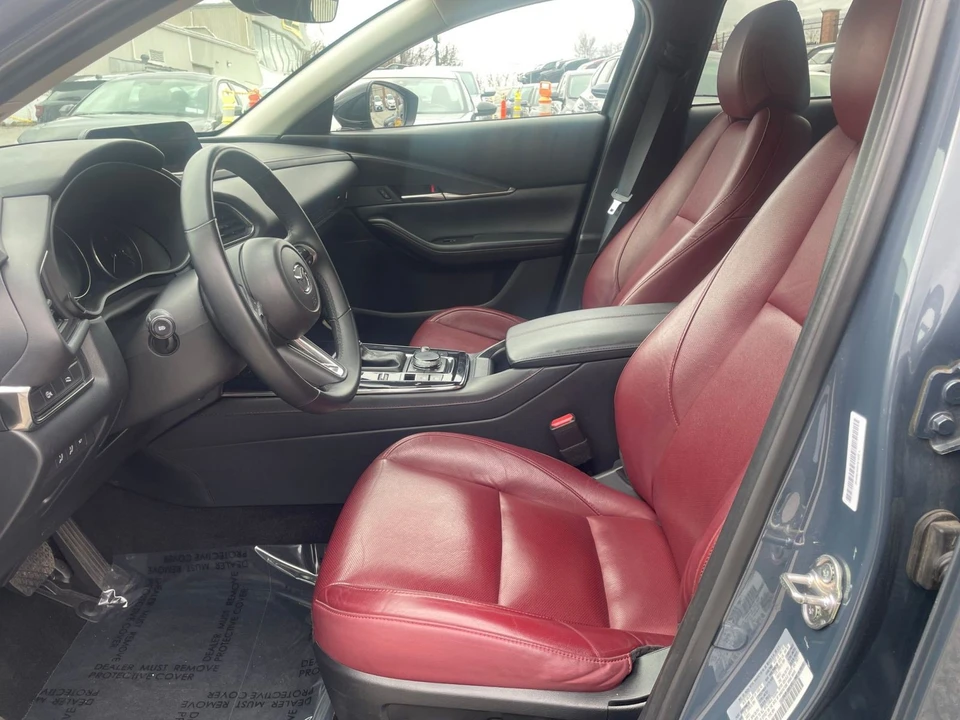 2025 Mazda CX-30 - Image 22 of 31