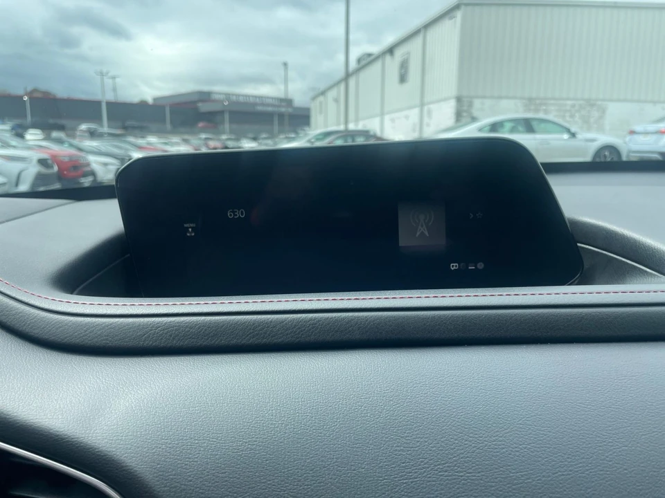 2025 Mazda CX-30 - Image 16 of 31