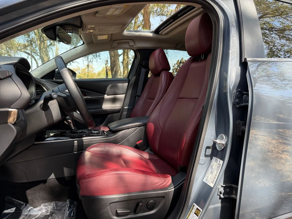 2025 Mazda CX-30 - Image 26 of 31
