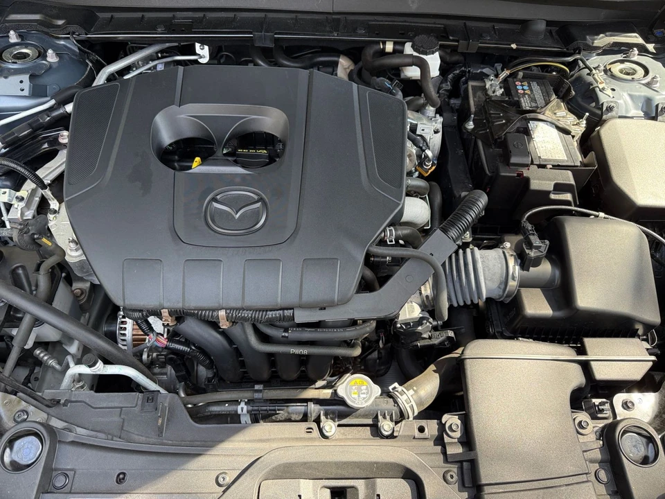 2025 Mazda CX-30 - Image 24 of 31