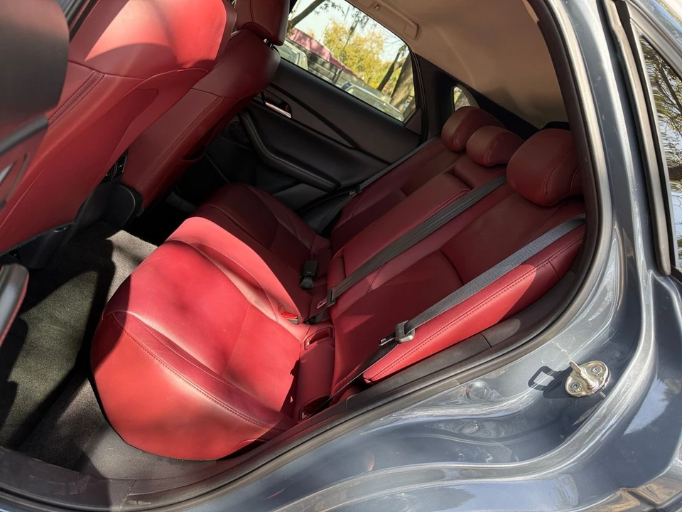 2025 Mazda CX-30 - Image 29 of 31