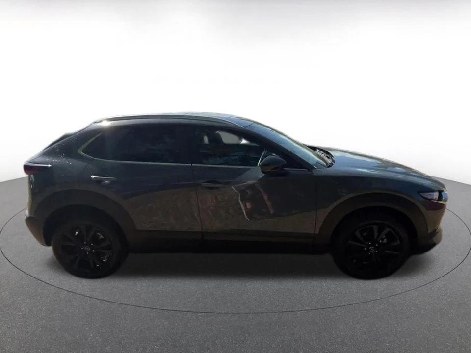 2025 Mazda CX-30 - Image 13 of 31