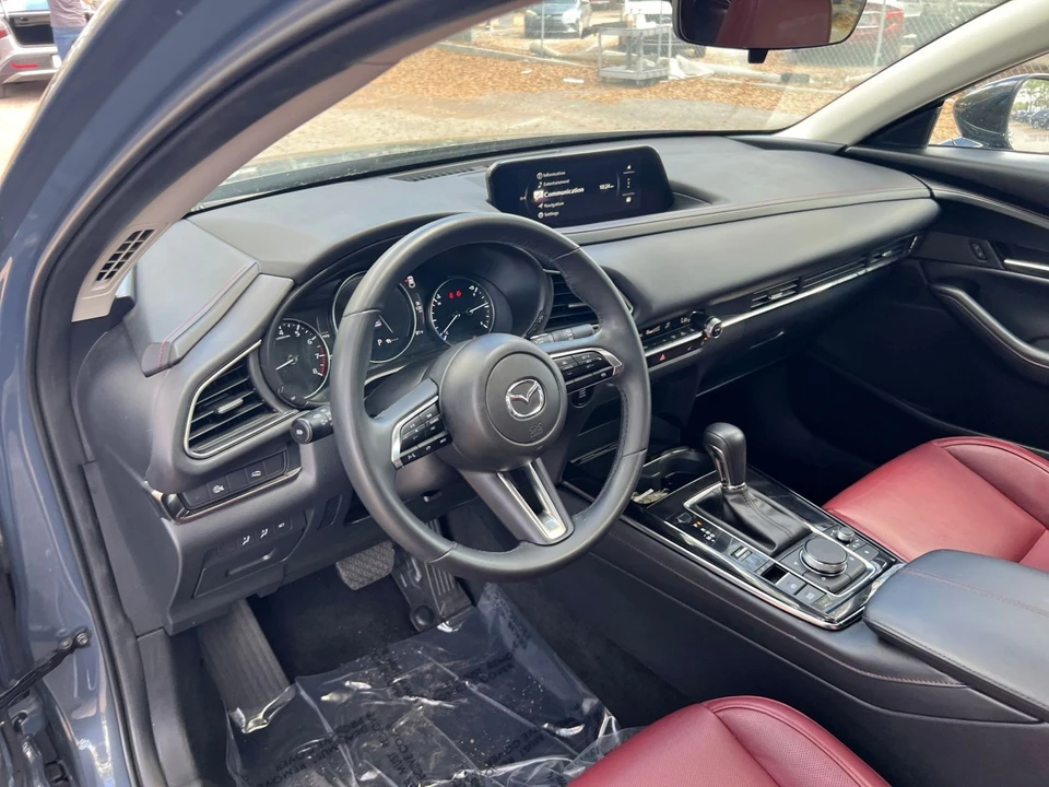 2025 Mazda CX-30 - Image 27 of 31
