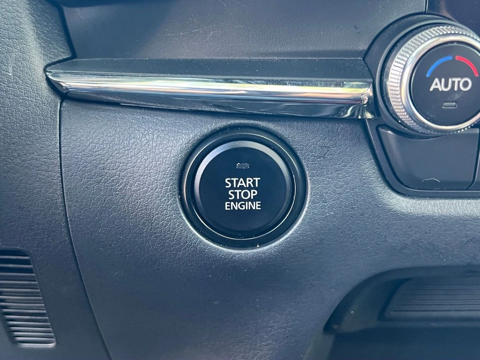 2025 Mazda CX-30 - Image 17 of 31