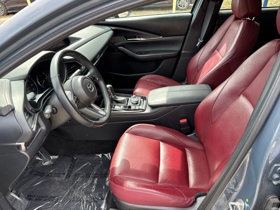 2025 Mazda CX-30 - Image 23 of 31