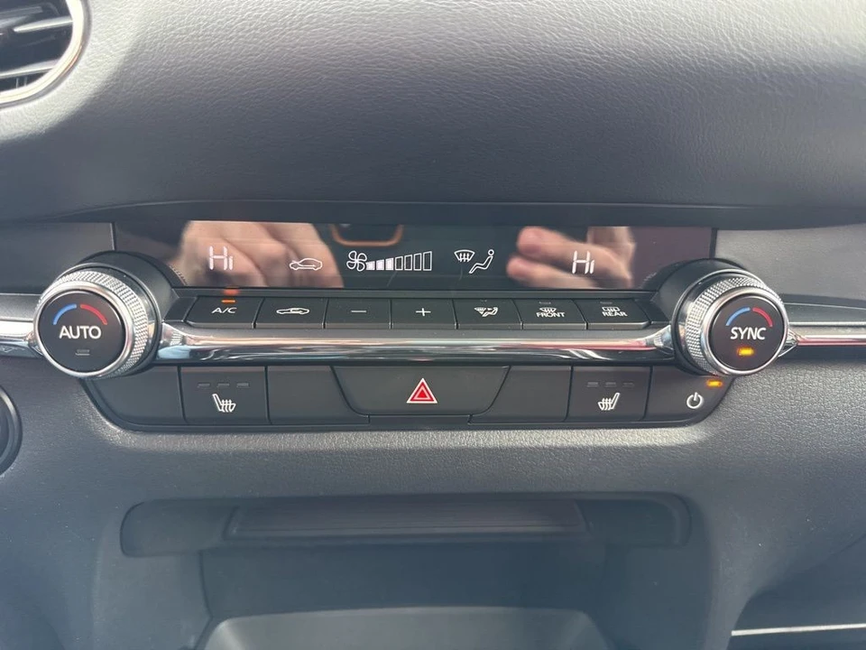 2025 Mazda CX-30 - Image 22 of 31