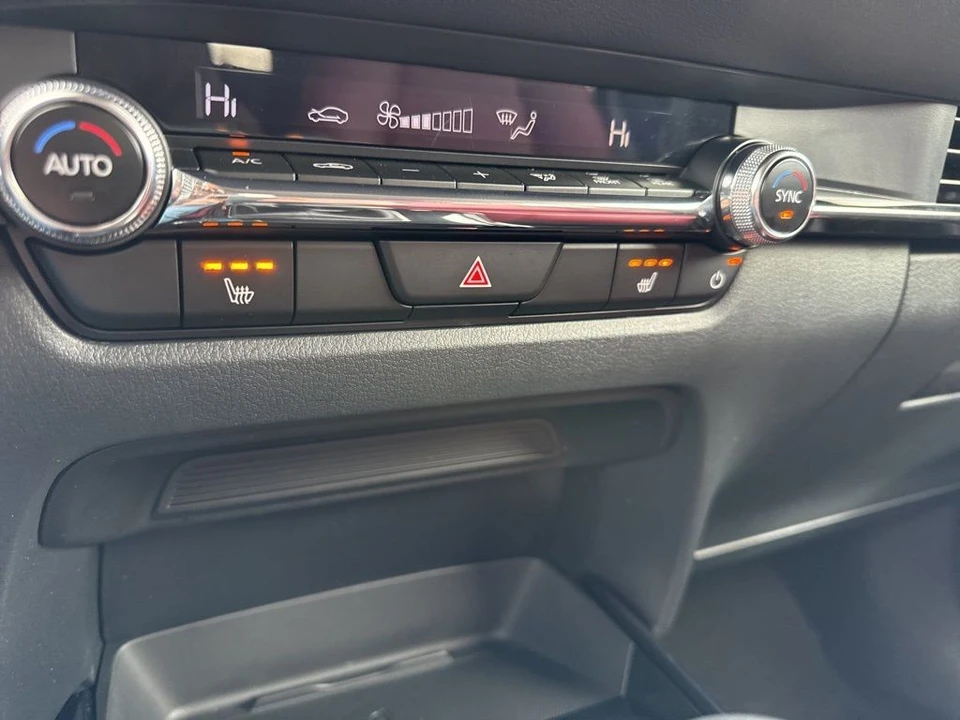 2025 Mazda CX-30 - Image 23 of 31