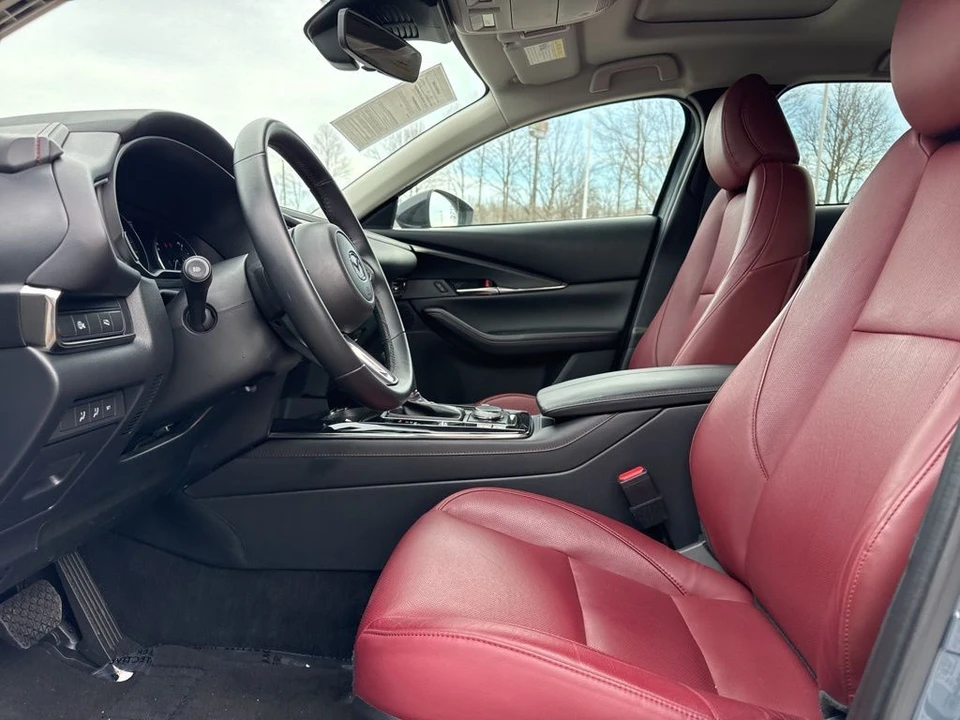 2025 Mazda CX-30 - Image 9 of 31