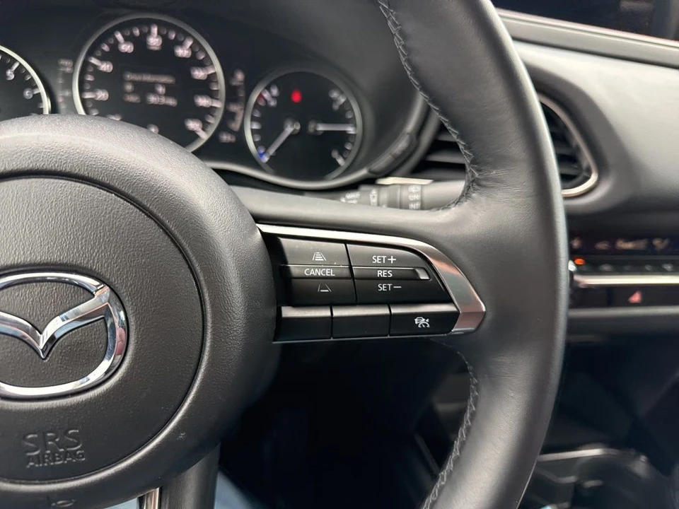 2025 Mazda CX-30 - Image 17 of 31