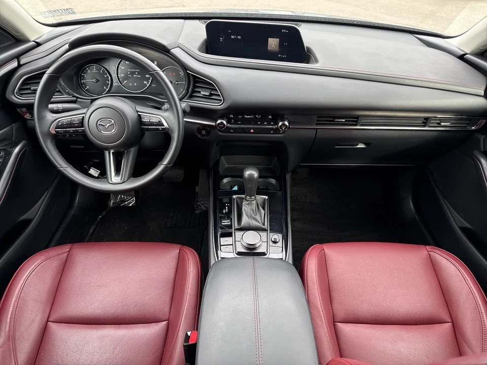 2025 Mazda CX-30 - Image 14 of 31