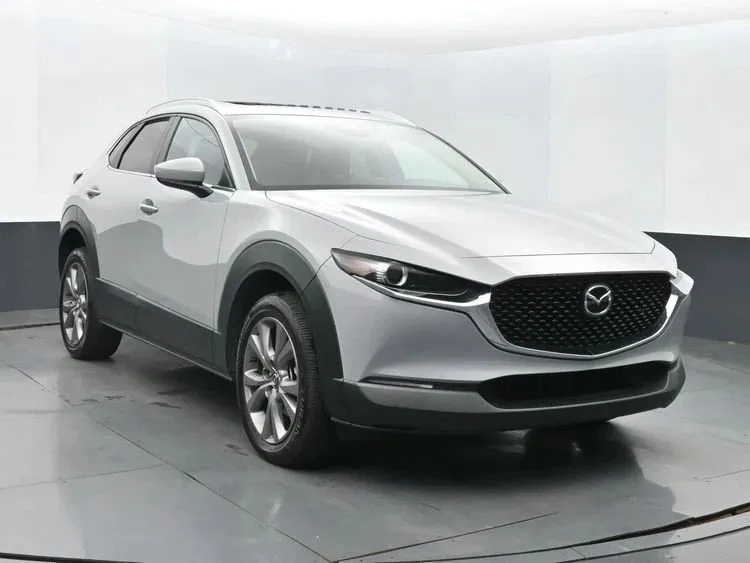 2025 Mazda CX-30 - Image 2 of 12