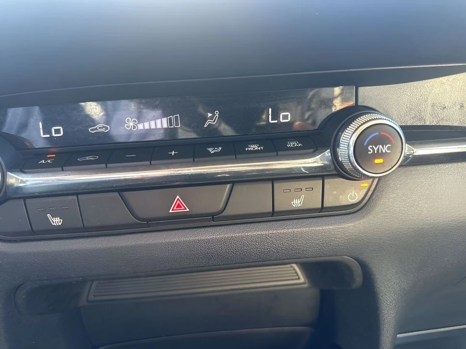 2025 Mazda CX-30 - Image 19 of 31