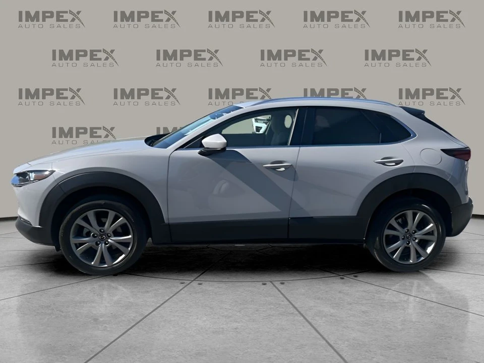 2025 Mazda CX-30 - Image 2 of 31