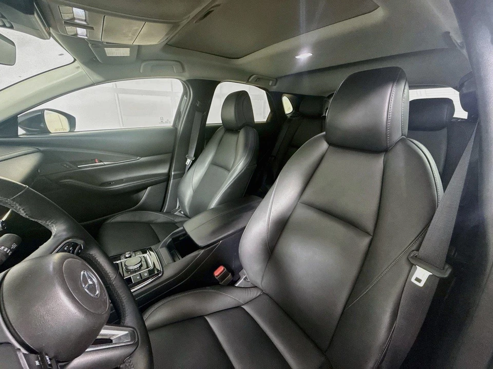 2025 Mazda CX-30 - Image 10 of 31