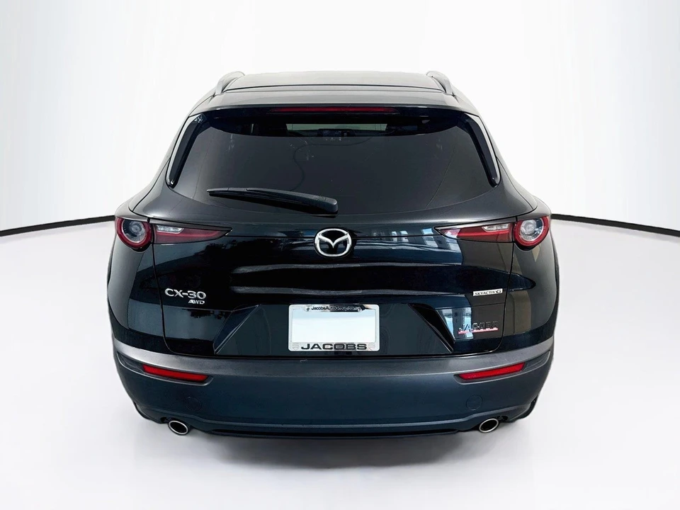 2025 Mazda CX-30 - Image 4 of 31