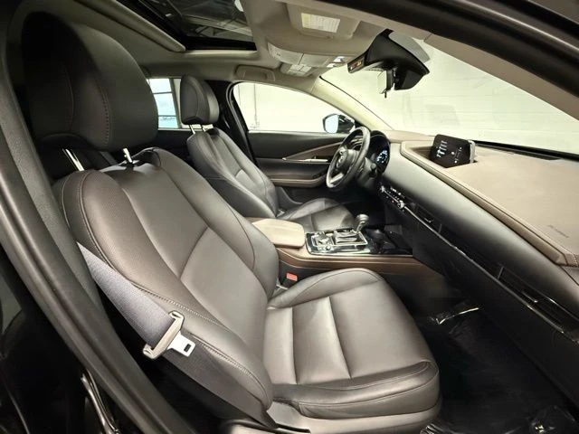 2025 Mazda CX-30 - Image 14 of 27