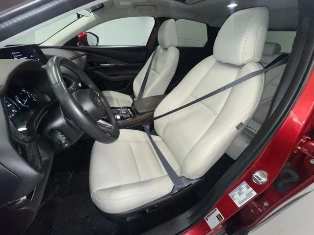 2025 Mazda CX-30 - Image 13 of 25