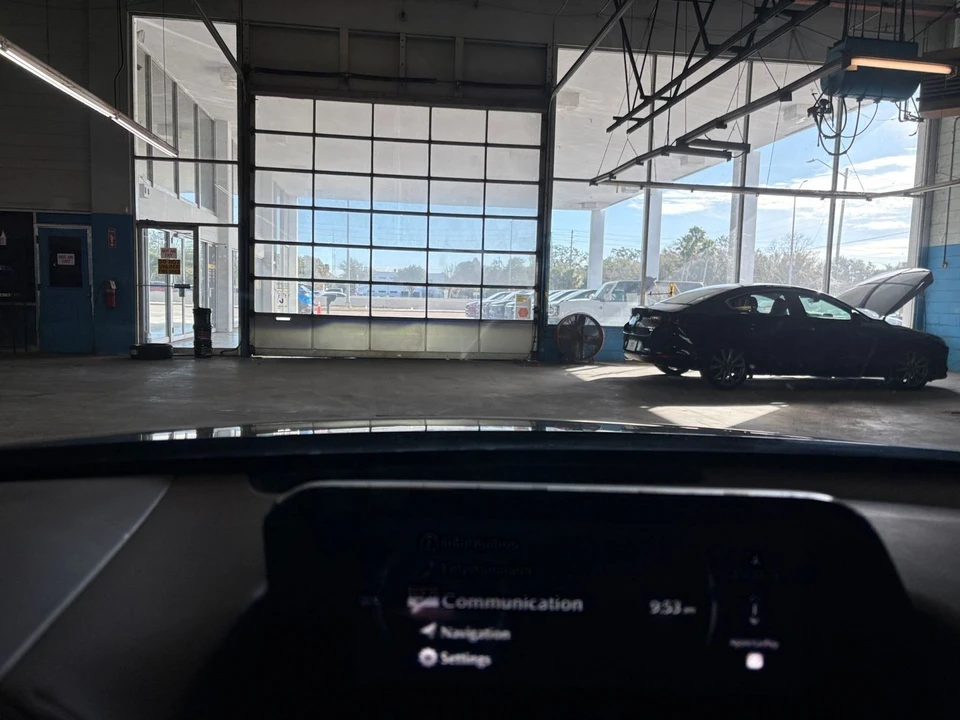 2025 Mazda CX-30 - Image 14 of 31