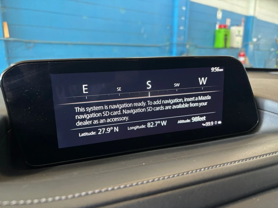 2025 Mazda CX-30 - Image 16 of 31