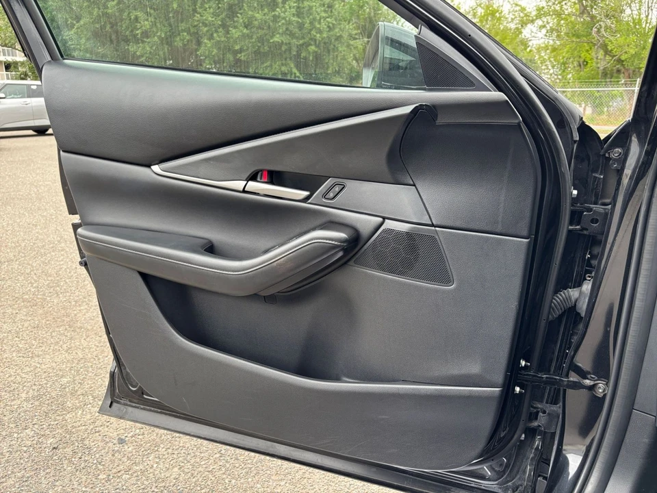 2025 Mazda CX-30 - Image 20 of 31