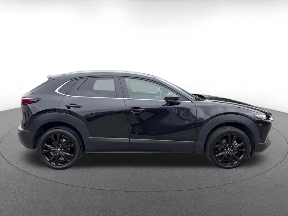 2025 Mazda CX-30 - Image 18 of 31