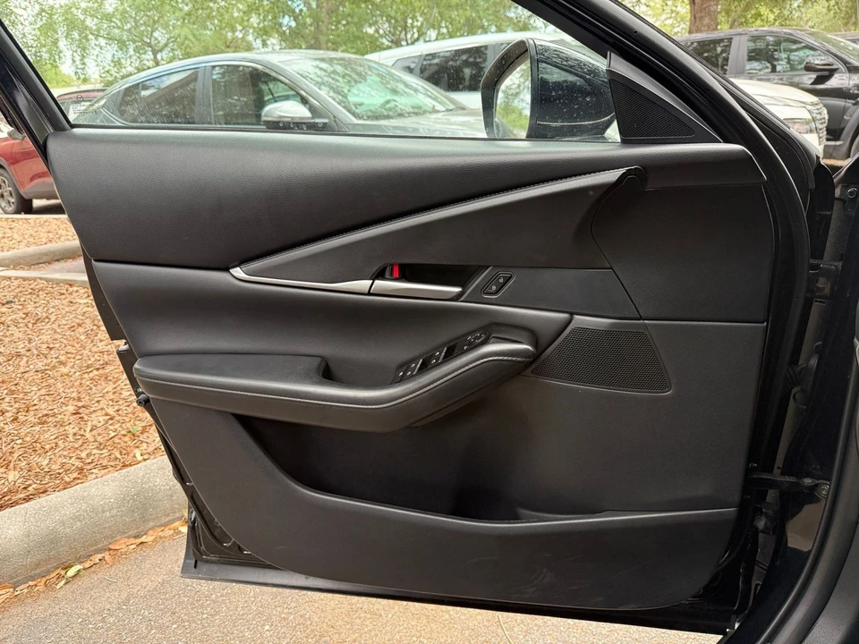 2025 Mazda CX-30 - Image 26 of 31