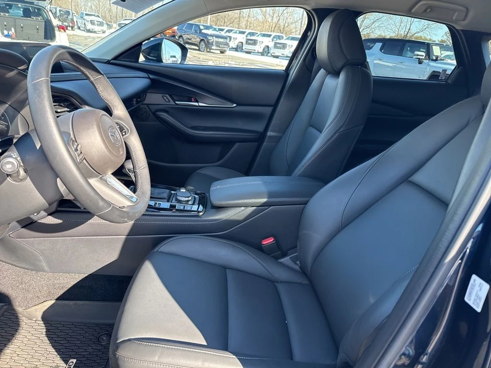2025 Mazda CX-30 - Image 9 of 12