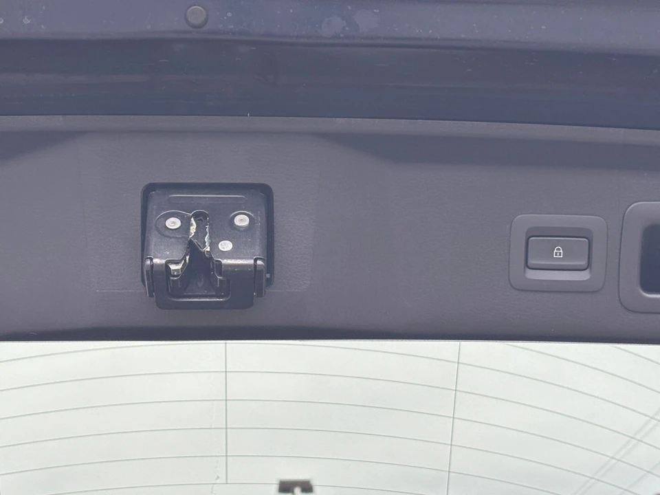 2025 Mazda CX-30 - Image 20 of 31
