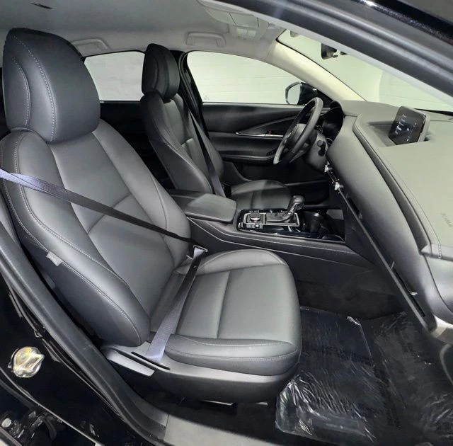 2025 Mazda CX-30 - Image 15 of 26