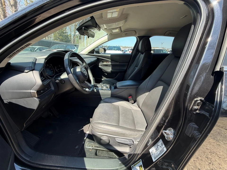 2025 Mazda CX-30 - Image 22 of 31