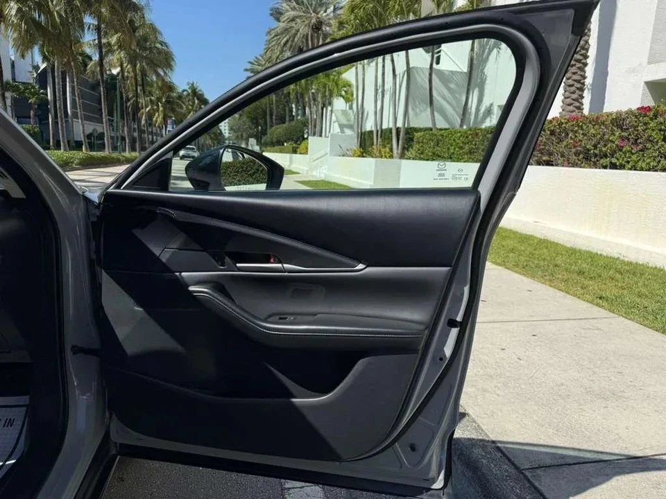 2025 Mazda CX-30 - Image 10 of 12