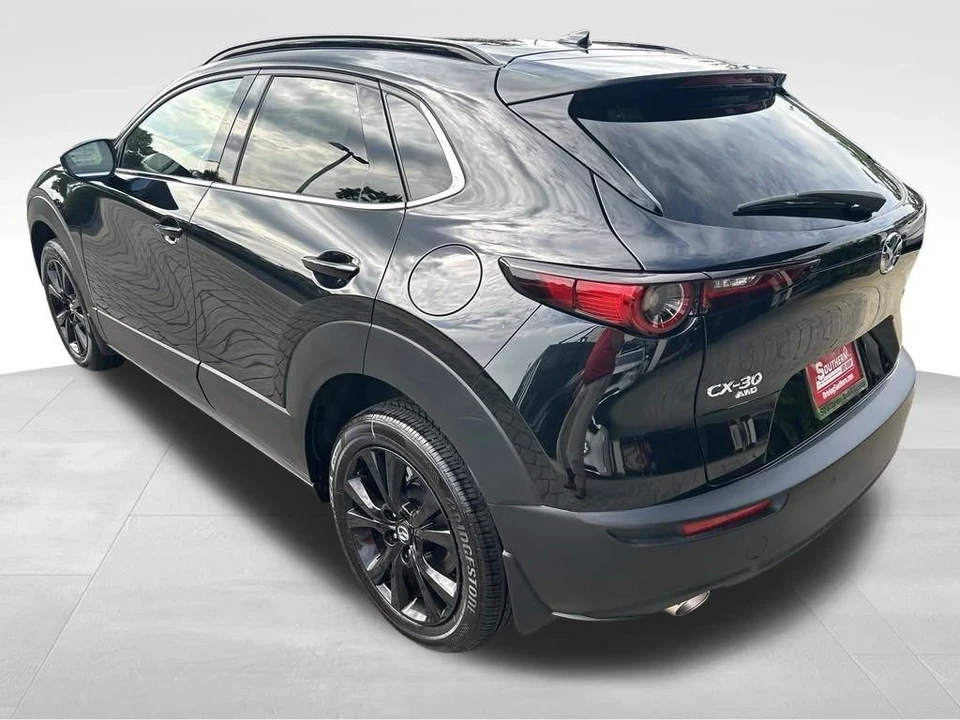 2025 Mazda CX-30 - Image 3 of 12