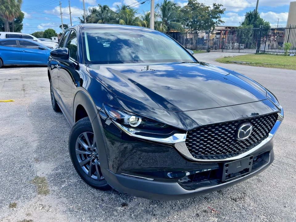 2025 Mazda CX-30 - Image 2 of 21