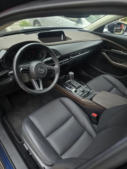 2025 Mazda CX-30 - Image 12 of 24