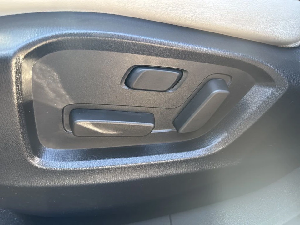 2025 Mazda CX-5 2nd Gen - Image 11 of 12