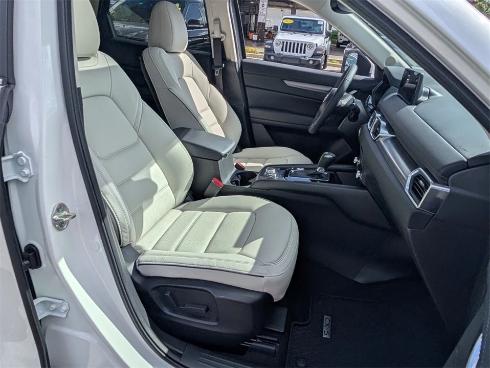 2025 Mazda CX-5 2nd Gen - Image 20 of 21