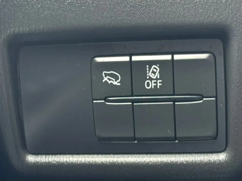 2025 Mazda CX-5 2nd Gen - Image 8 of 12