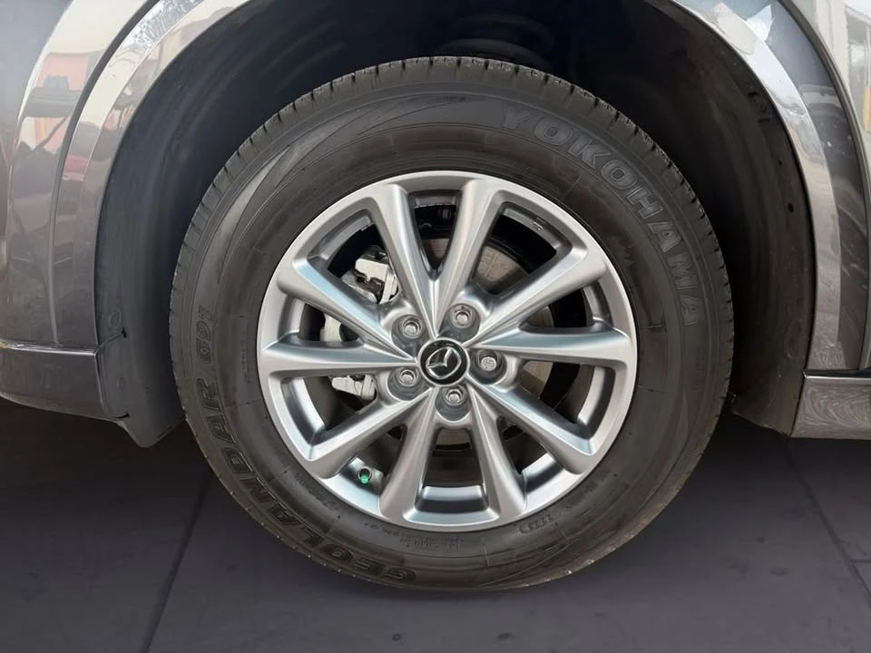 2025 Mazda CX-5 2nd Gen - Image 9 of 20