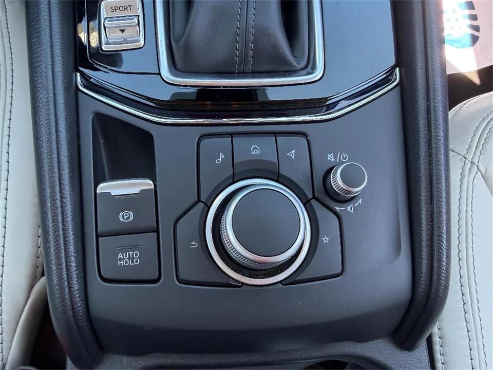 2025 Mazda CX-5 2nd Gen - Image 21 of 31