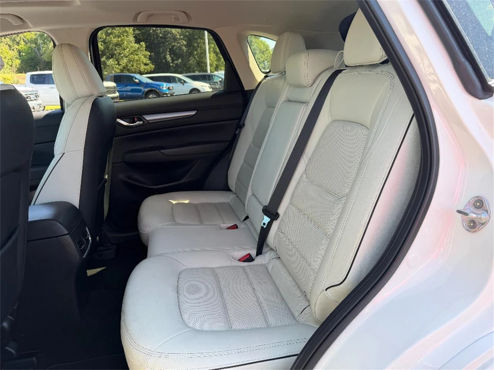2025 Mazda CX-5 2nd Gen - Image 18 of 31